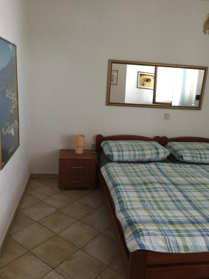 Vacation Home Lucija Slatina  Exteriör bild