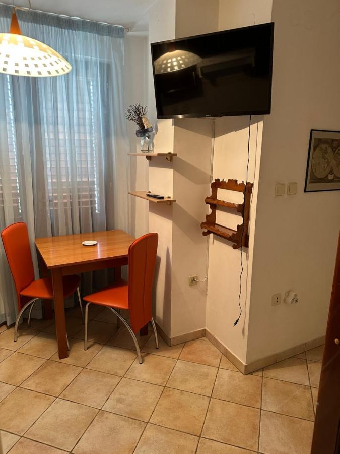Vacation Home Lucija Slatina  Exteriör bild