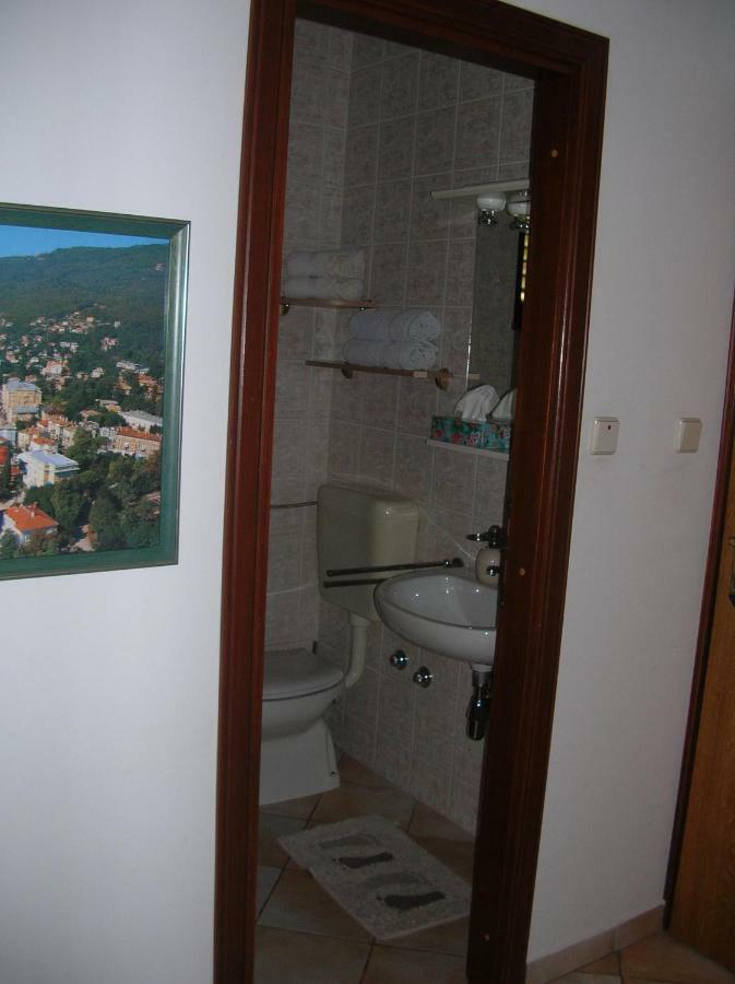 Vacation Home Lucija Slatina  Exteriör bild
